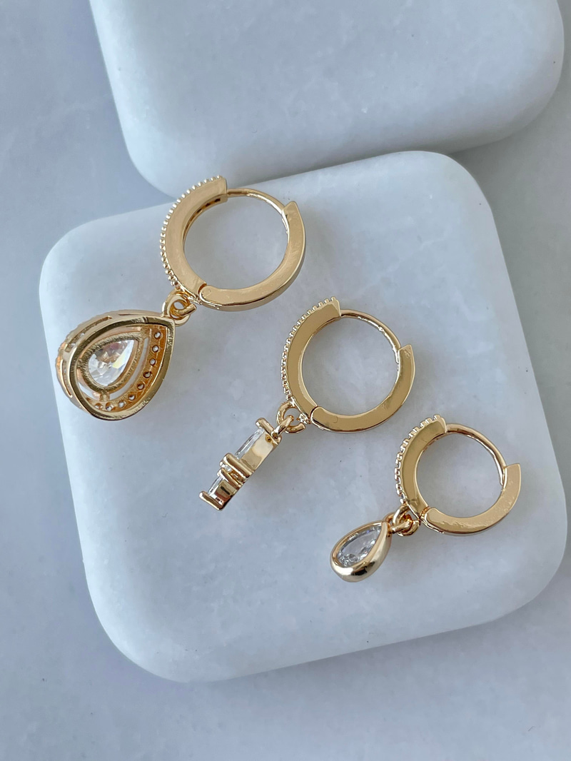 Altın Kaplama Üçlü Kristal Taş Sallantılı Küpe Gold