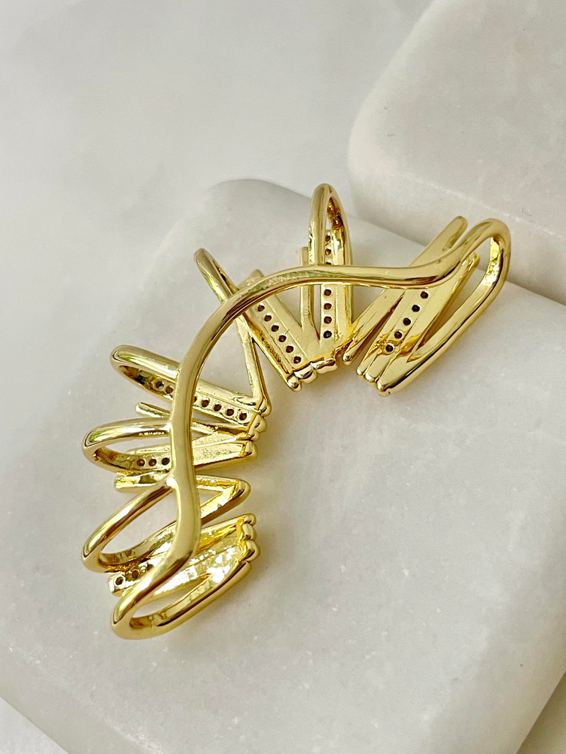 Altın Kaplama Gömme Taşlı Çift Renk Kıkırdak Küpe Gold