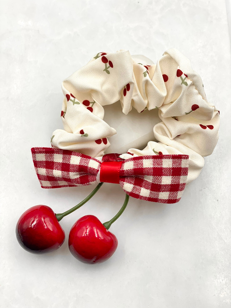 Kiraz Sallantılı Scrunchie Toka Kiraz
