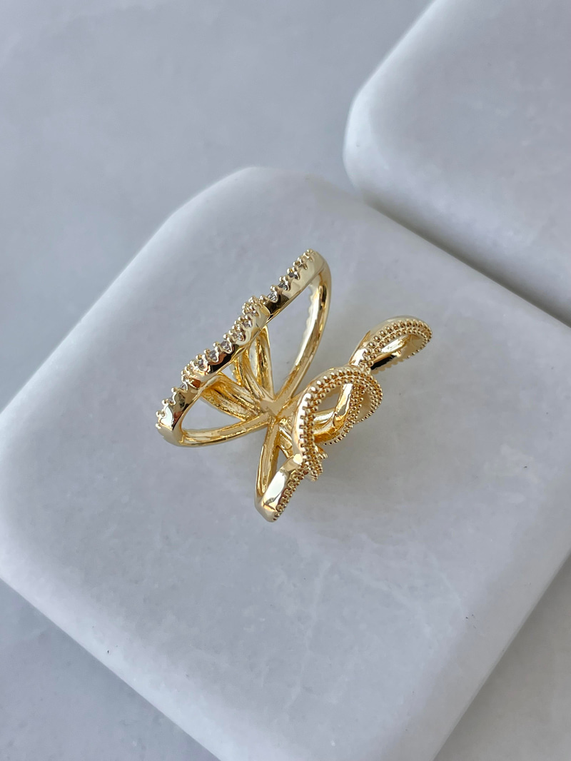 Altın Kaplama Gömme Taşlı Fiyonk Kıkırdak Küpe Gold