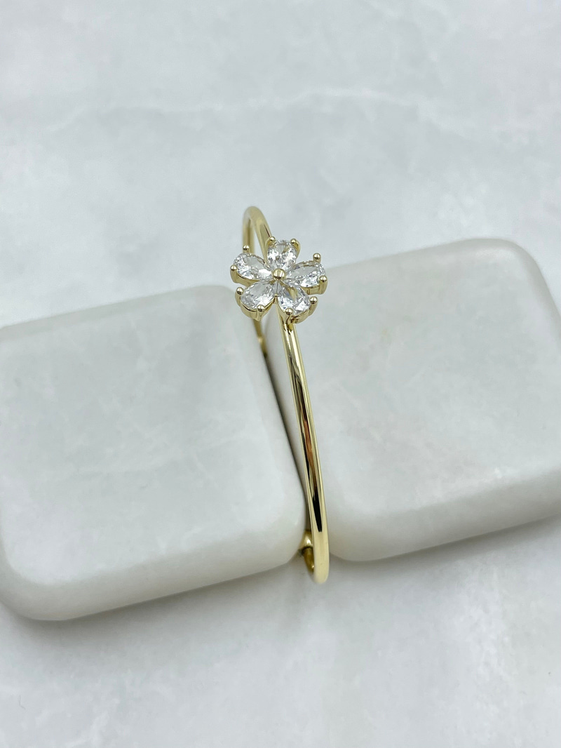 Altın Kaplama Kristal Taşlı Çiçek Kelepçe Bileklik Gold