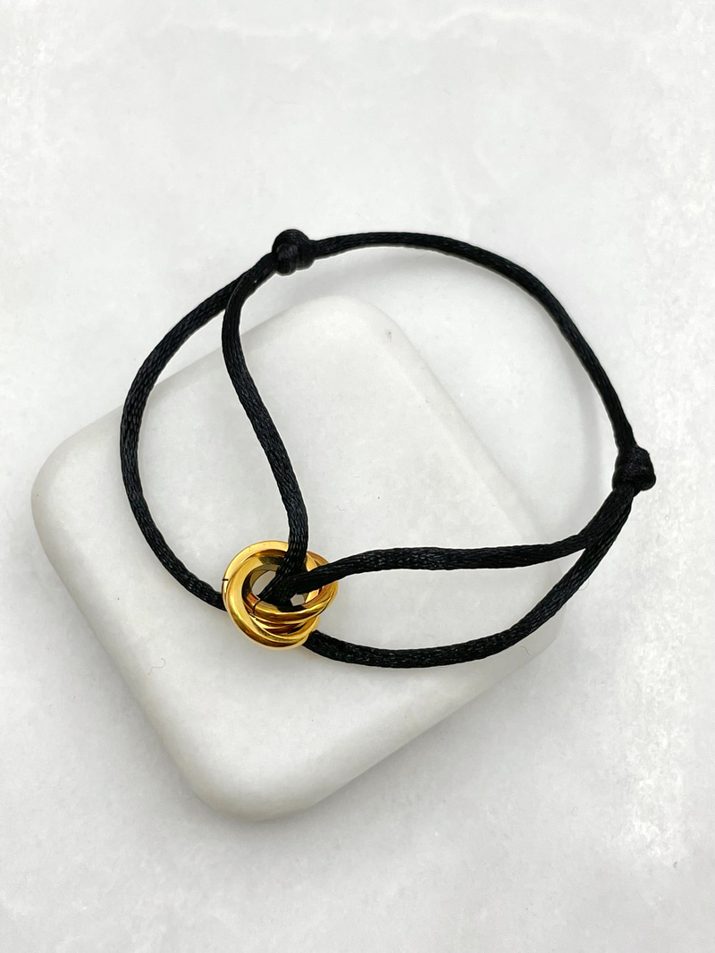 Çelik Trinity İp Bileklik Siyah