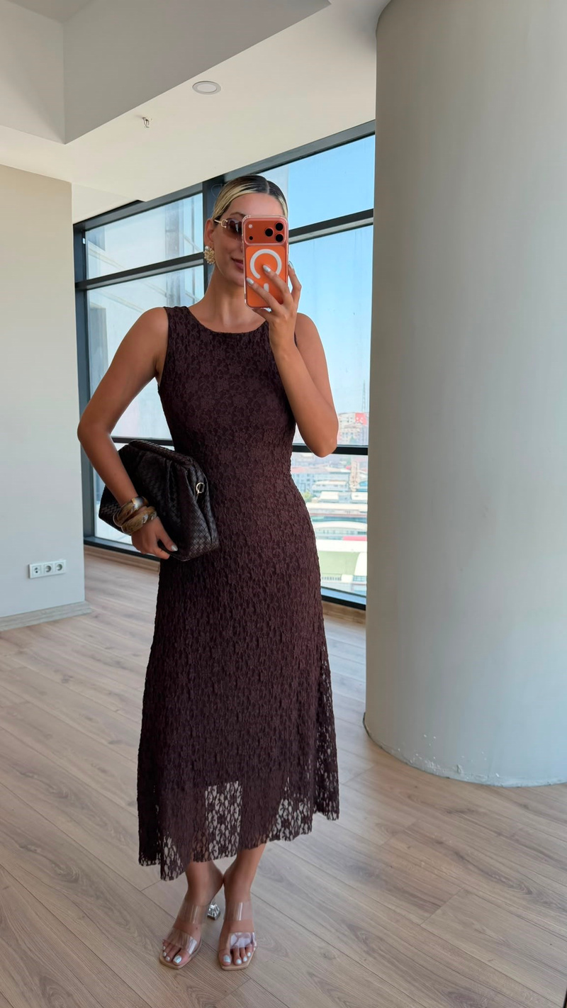 Mira Dantelli Sıfır Kol Elbise Kahve