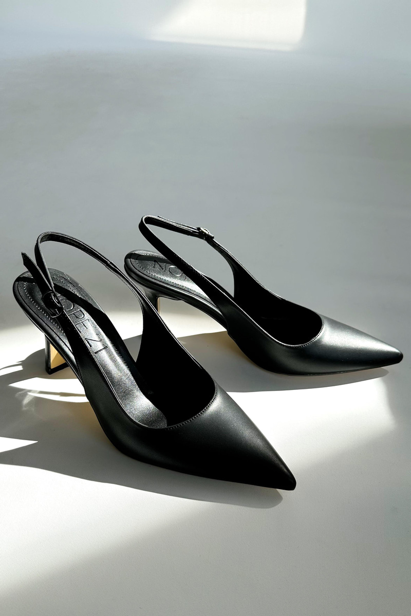 Ash Siyah Stiletto