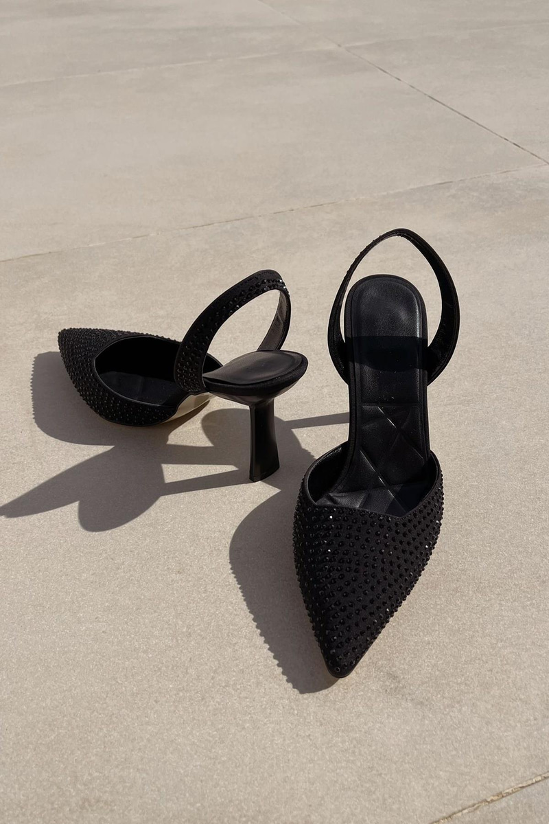 Night Siyah Taşlı Stiletto