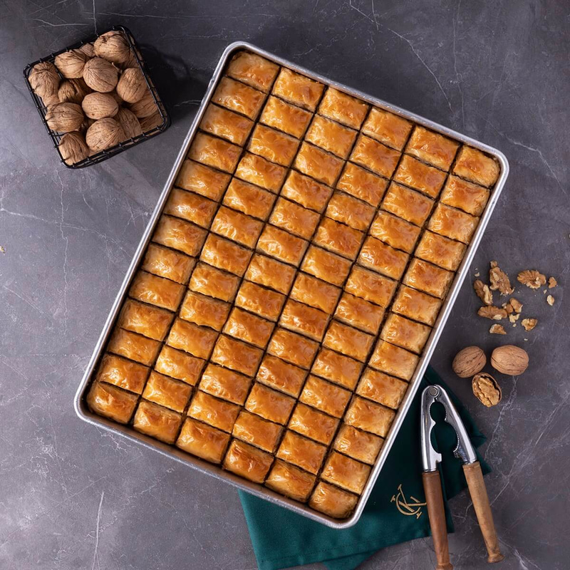 Cevizli Baklava Tepside 2.5 kg - Karaköy Güllüoğlu