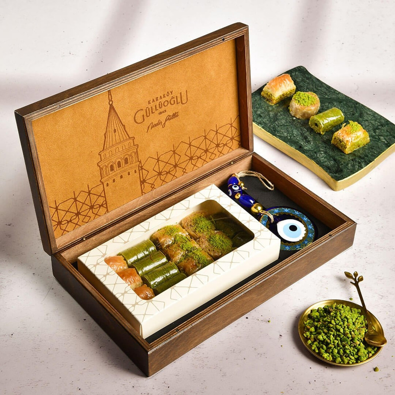 Baklava Sanatı Ahşap Kutu Baklava 500 Gram