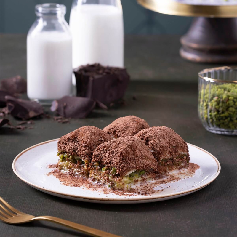 Cold Baklava with Pistachio