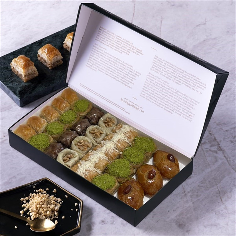 Premium Walnut Baklava Box 1 KG