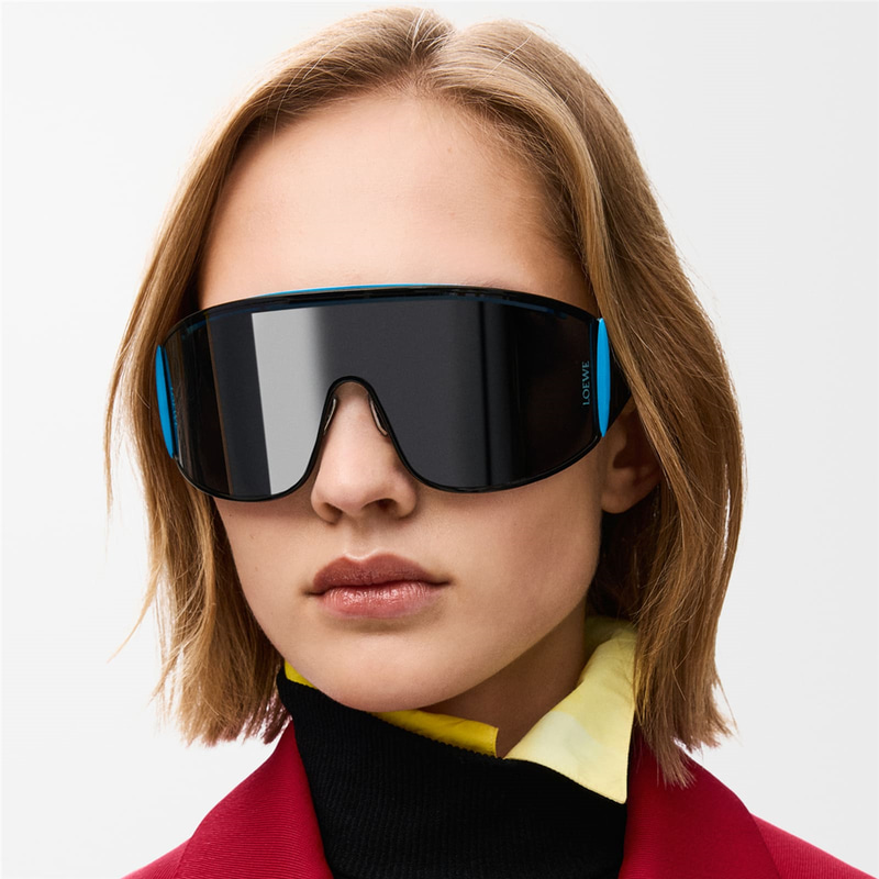 Loewe Signature LW40202U 05A Kadın Güneş Gözlüğü