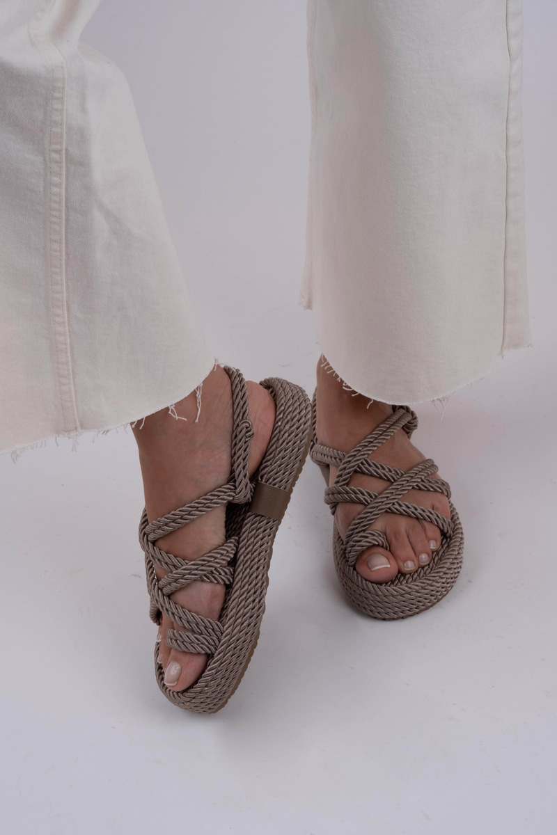 Belven Model Kalın Tabanlı Sandalet Vizon