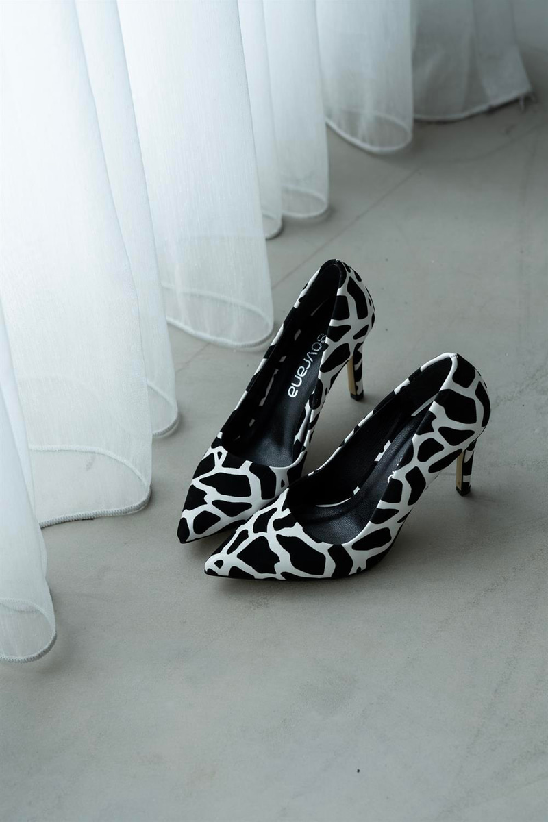 Venüs Model Özel Seri Klasik Stiletto Zebra