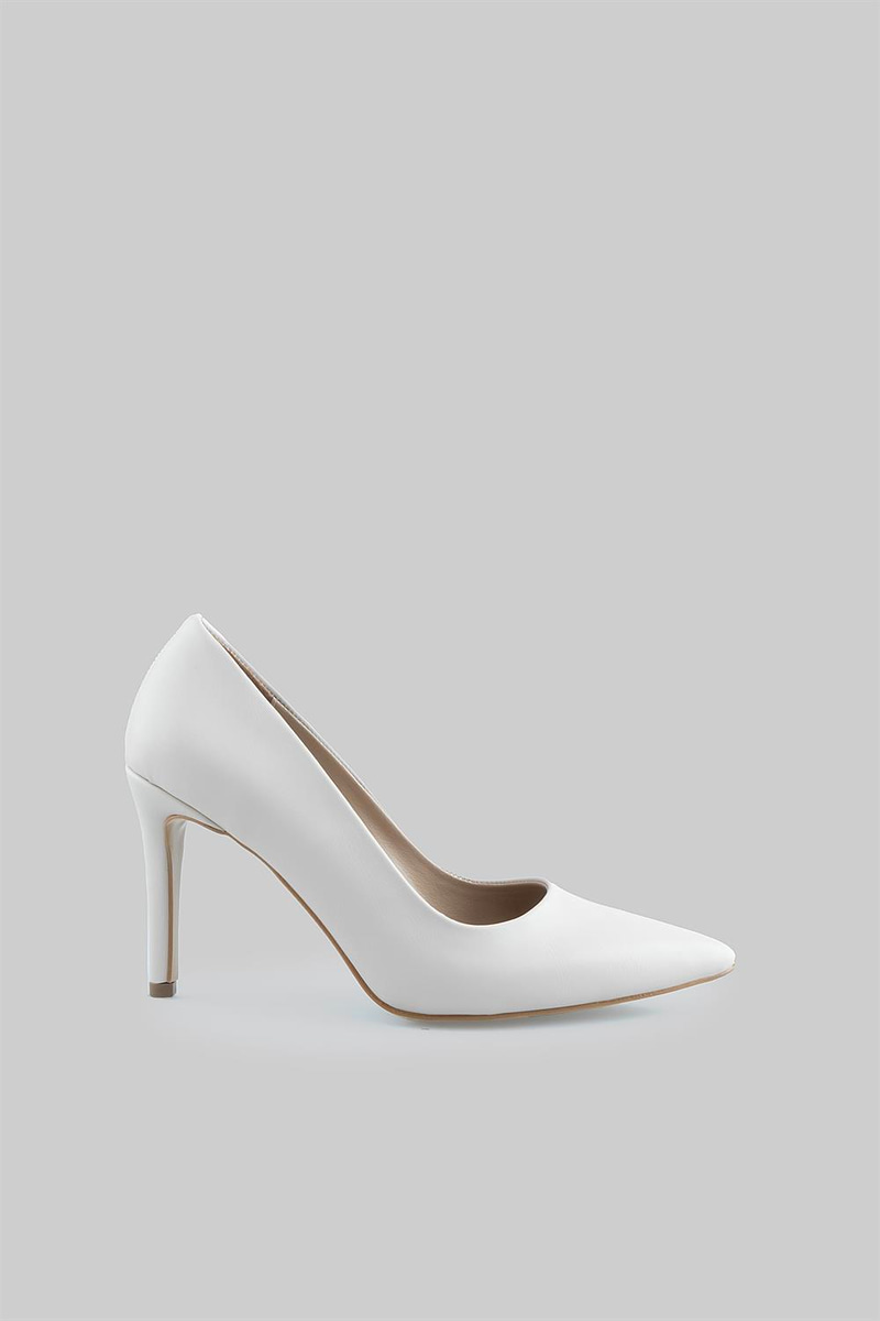 Venüs Model Özel Seri Klasik Stiletto Bej