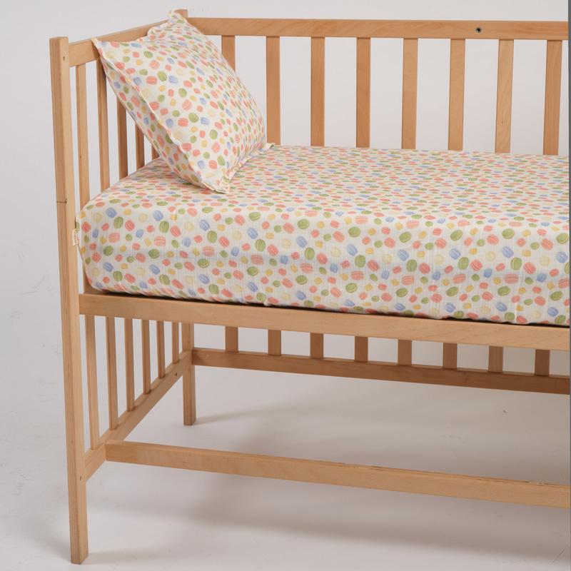 Müslin Lastikli Bebek Çarşafı Macarons