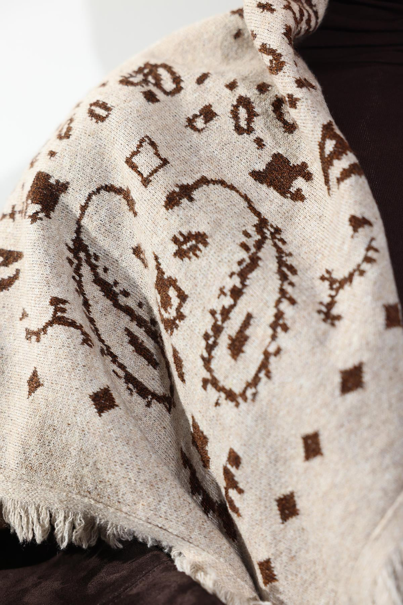 Bej Desenli Şal 251007