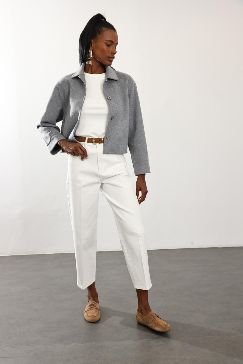 Gri Gömlek Yaka Kısa Yün Ceket 