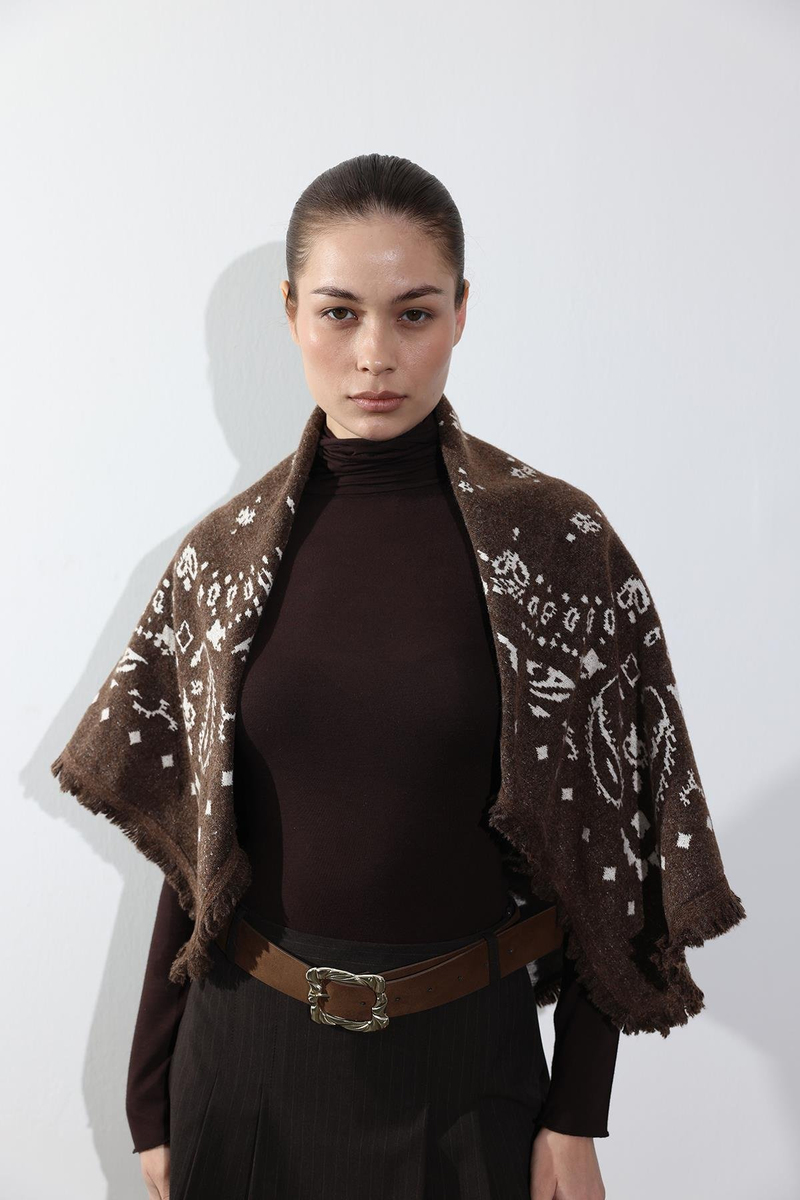 Kahverengi Desenli Şal 251007