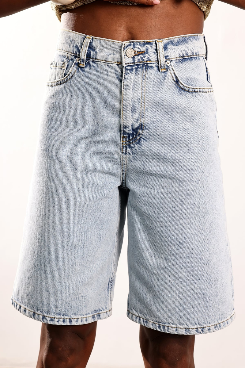 Kar Yıkamalı Bermuda Denim Şort 3644