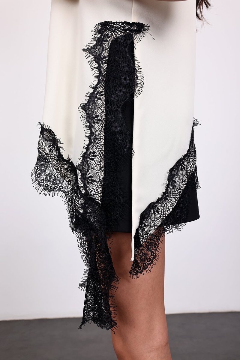 Krem Dantel Detaylı Yelek 18180