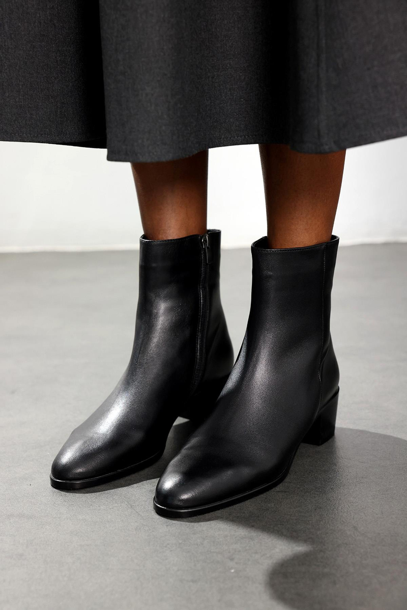 Siyah Deri Klasik Bot 25489