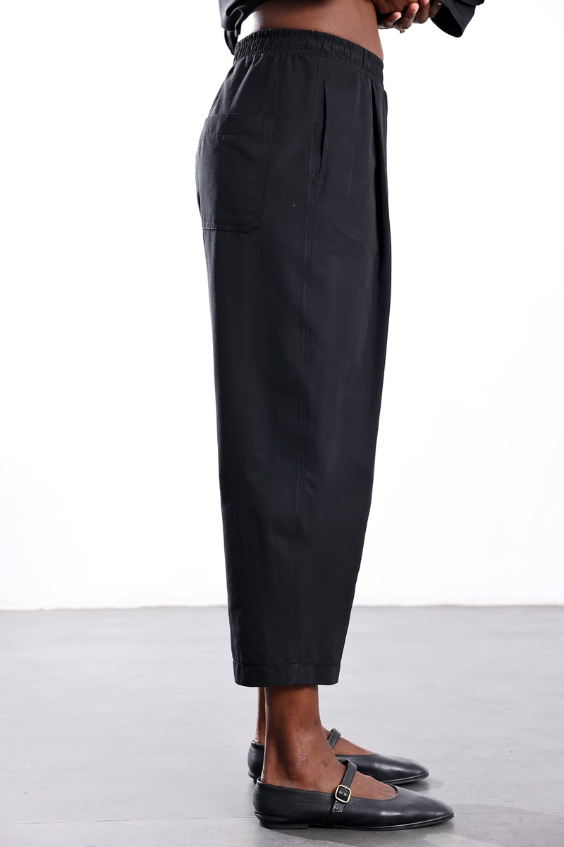 Siyah Kali Poplin Barrel Pantolon 