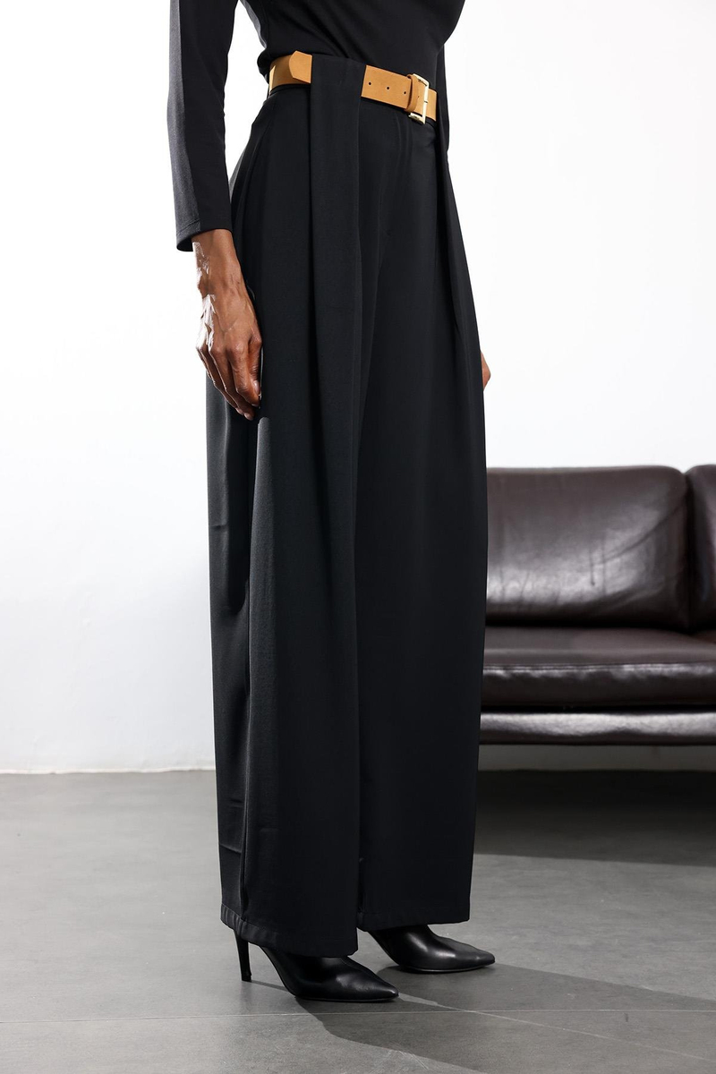 Siyah Kemerli Palazzo Kumaş Pantolon 3855