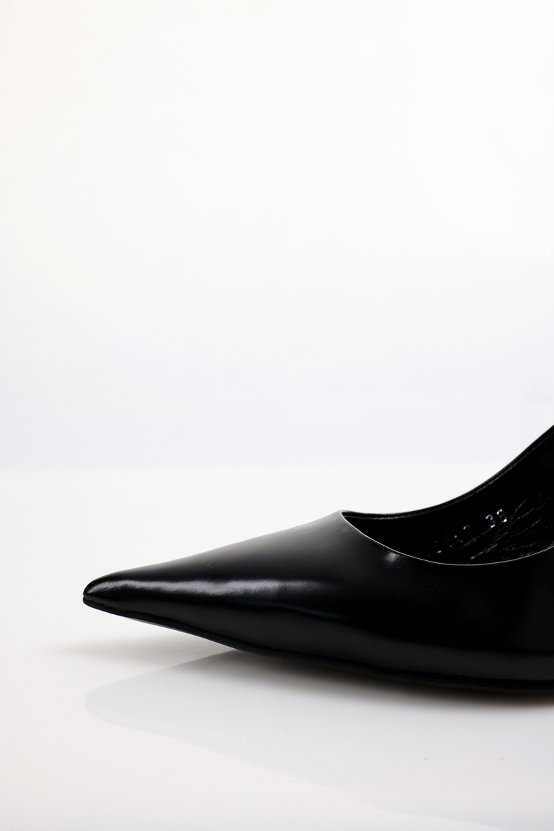 Siyah Sivri Burun Slingback 25149