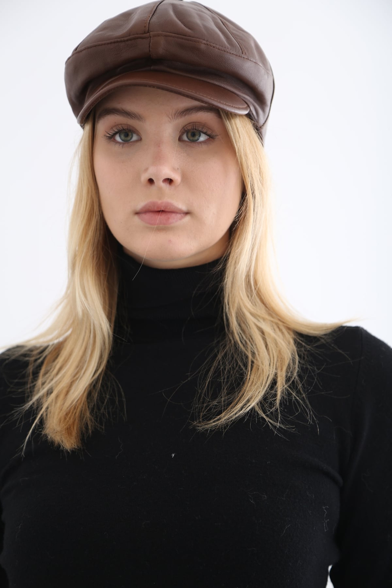 Kahverengi Deri Görünümlü Kasket 13507