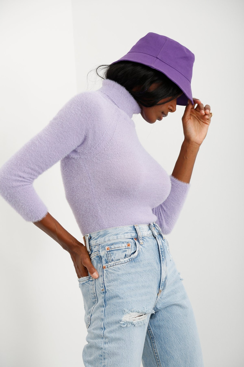 Lila Sırtı Pencereli Triko 