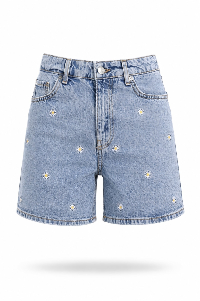 Mavi Çiçek Nakışlı Denim Şort 