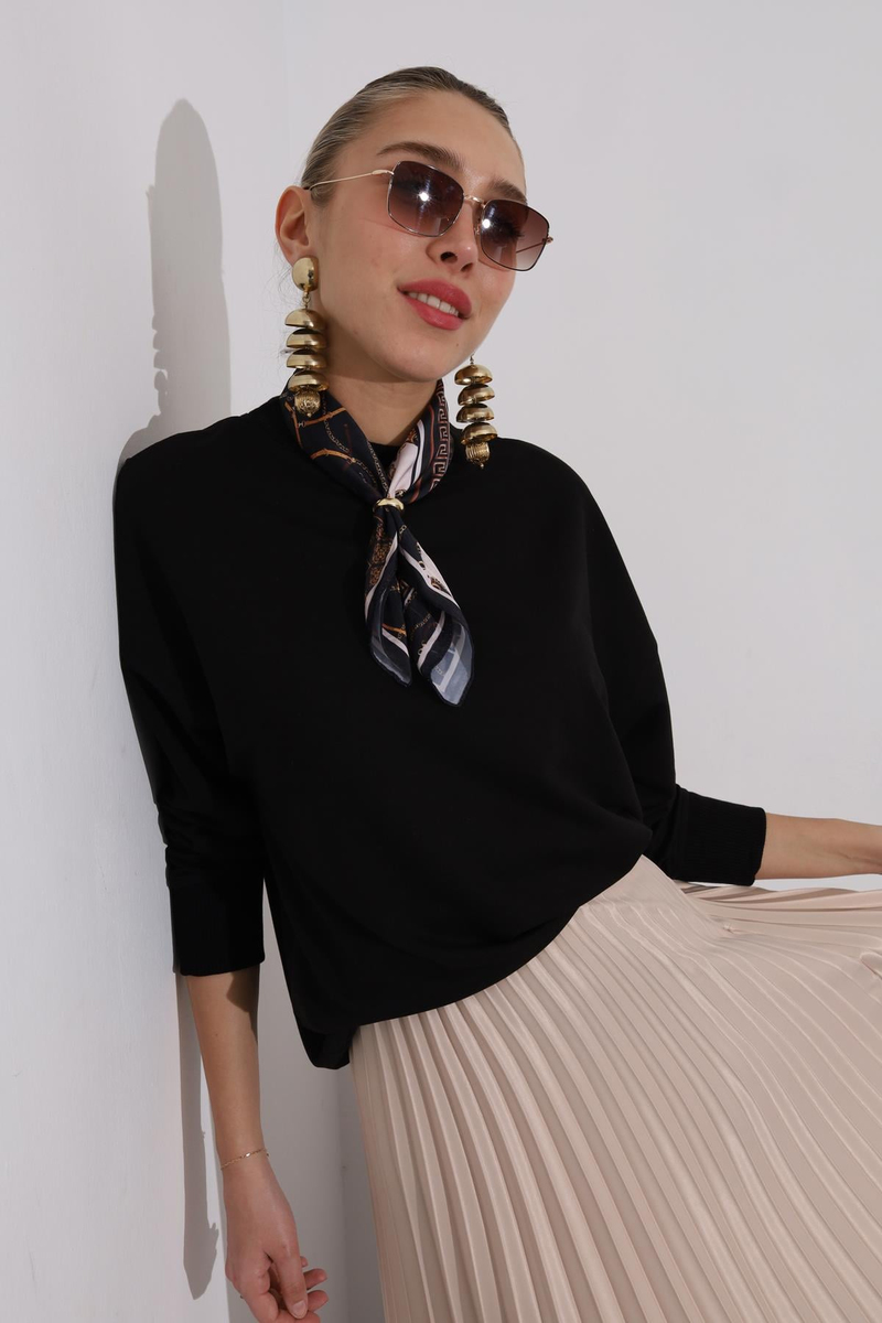 Siyah Bisiklet Yaka Basic Sweatshirt 9002