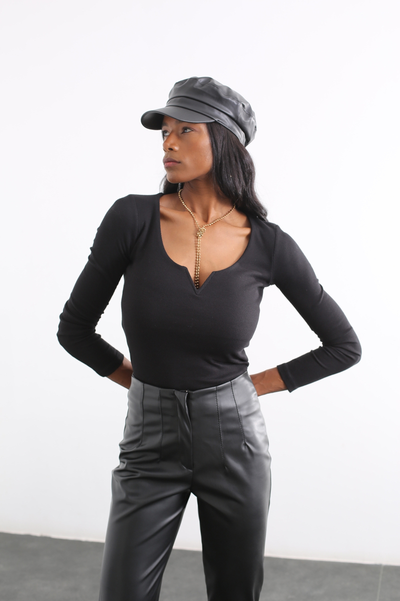 Siyah Damla Yaka Bluz 2260