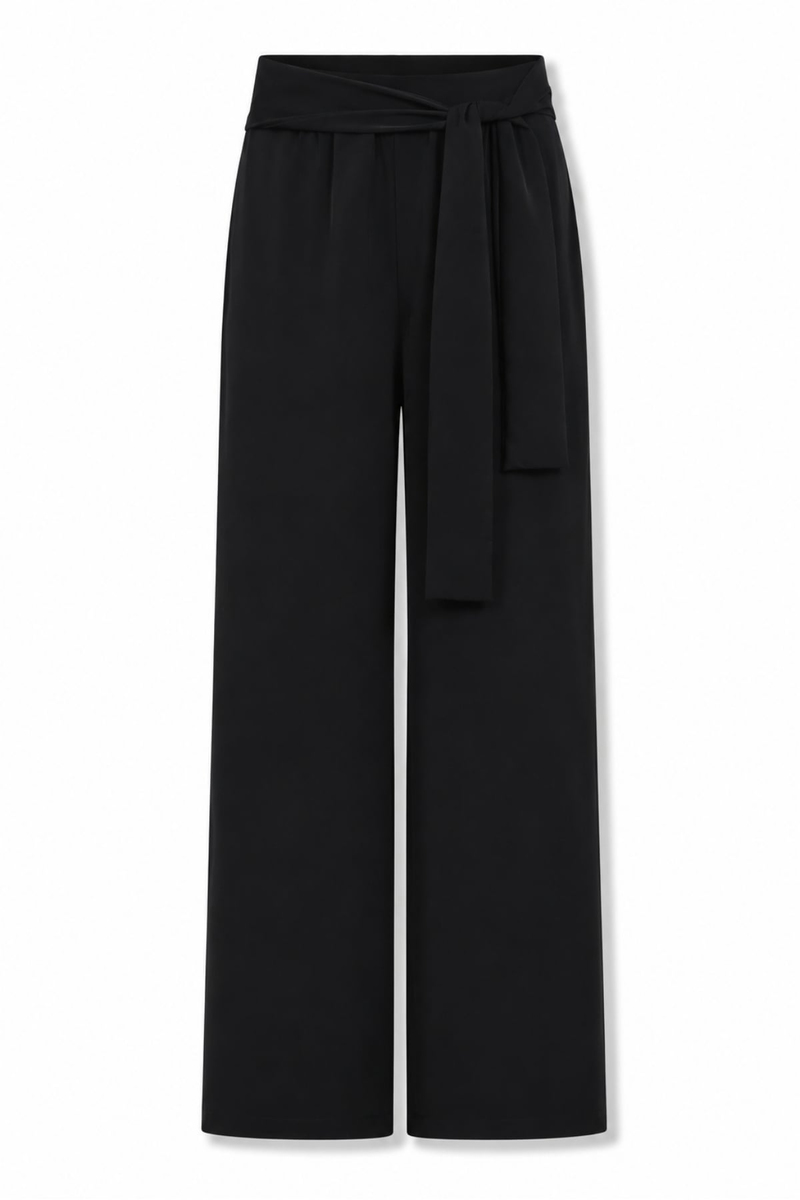 Siyah Kemerli Dökümlü Pantolon 031682