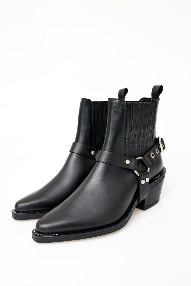 Siyah Kovboy Bot 124401