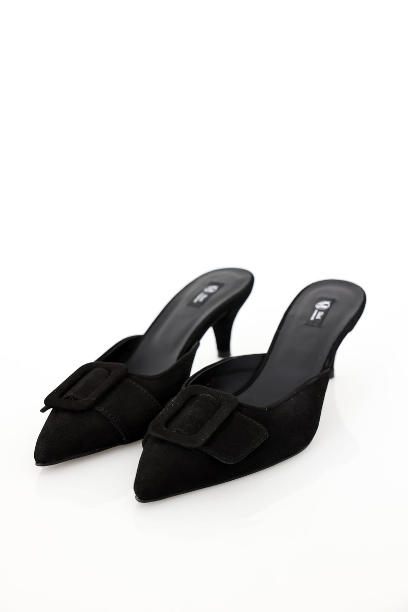 Siyah Tokalı Terlik 25160