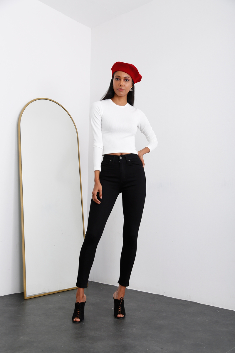 Siyah Yüksek Bel Toparlayan Slim Fit Jean 