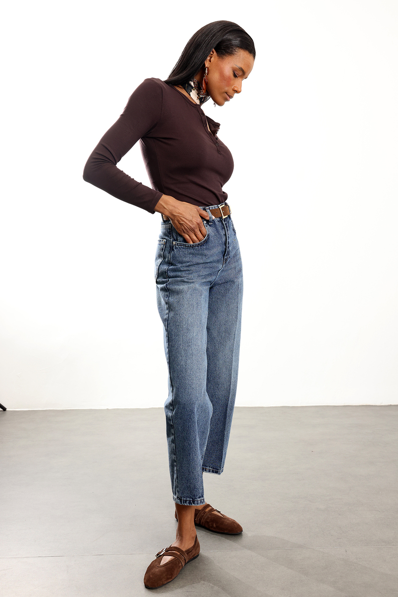 Yıkamalı Mavi Kemerli Baggy Jean 3010