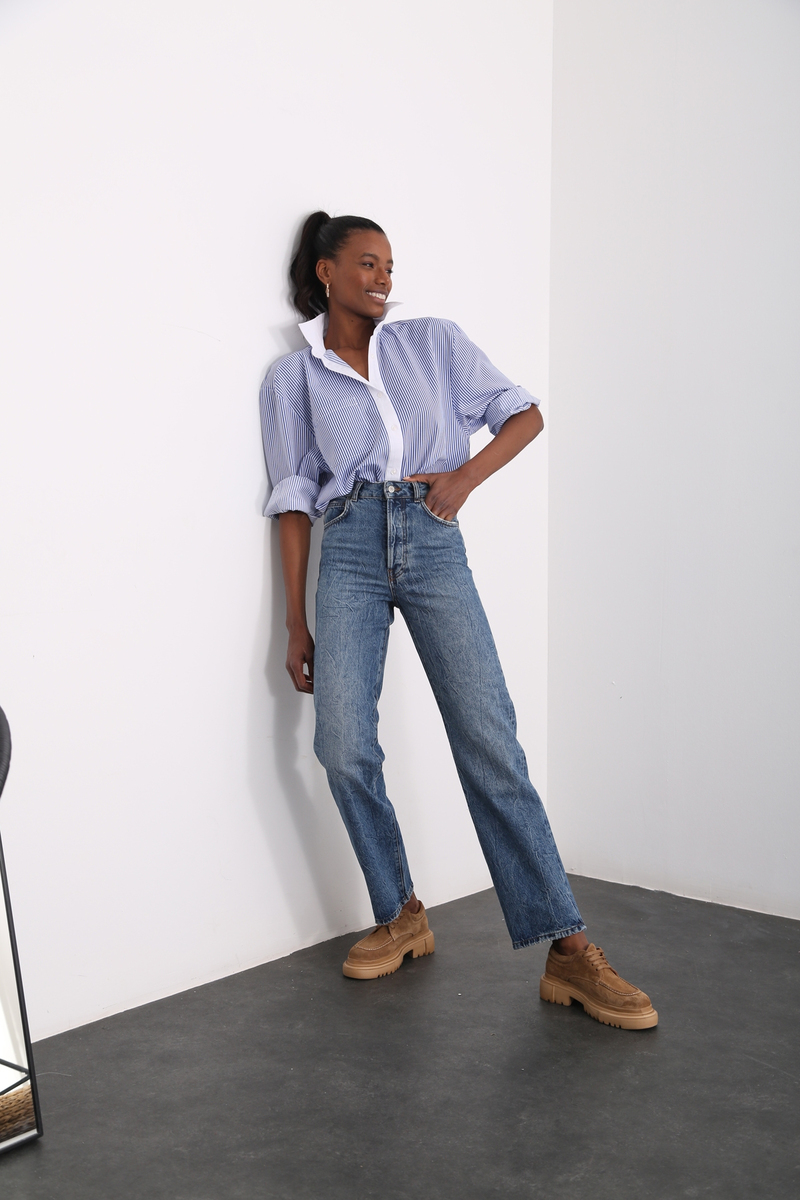 Yıkamalı Mavi Yüksek Bel Straight Fit Jean 
