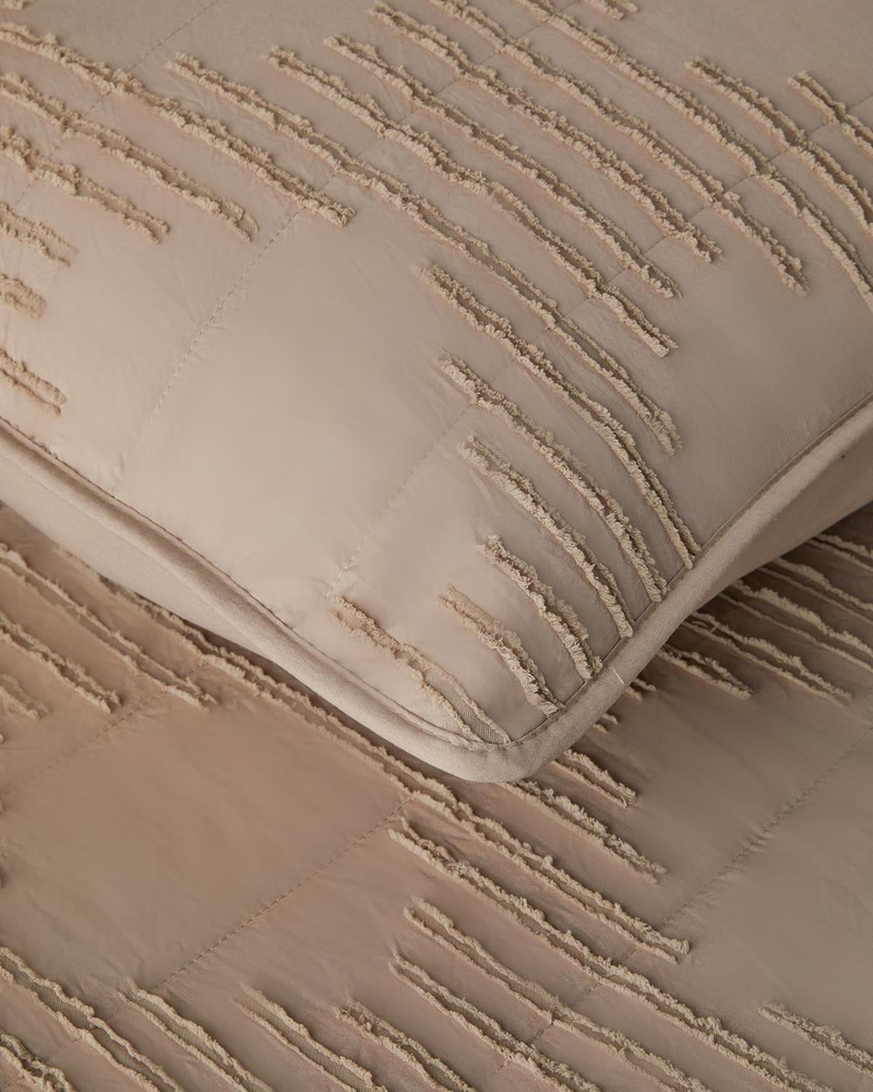 Axis Kesmeli Çift Kişilik Yatak Örtüsü Takımı 200x220 cm Bej