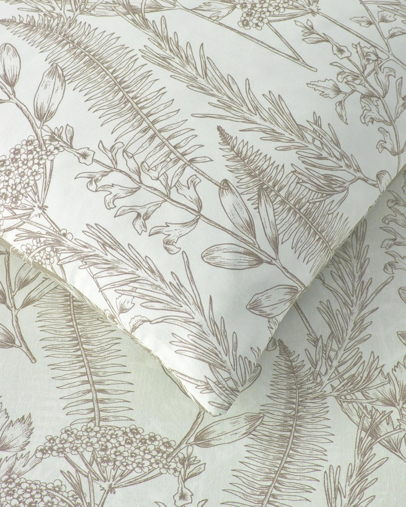 Botanical Spring Kolay Ütülenir Çift Kişilik Nevresim Takımı 200x220 cm Bej