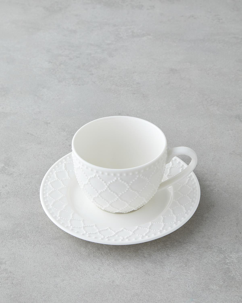 Carmen New Bone China 4 Parça 2 Kişilik Çay Fincanı Takımı 220 ml Beyaz