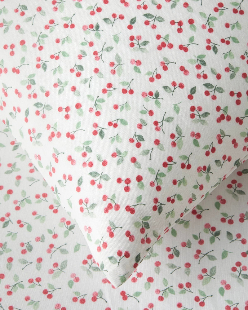 Cherry Pop Kolay Ütülenir Tek Kişilik Nevresim Seti 160x220 cm Kırmızı