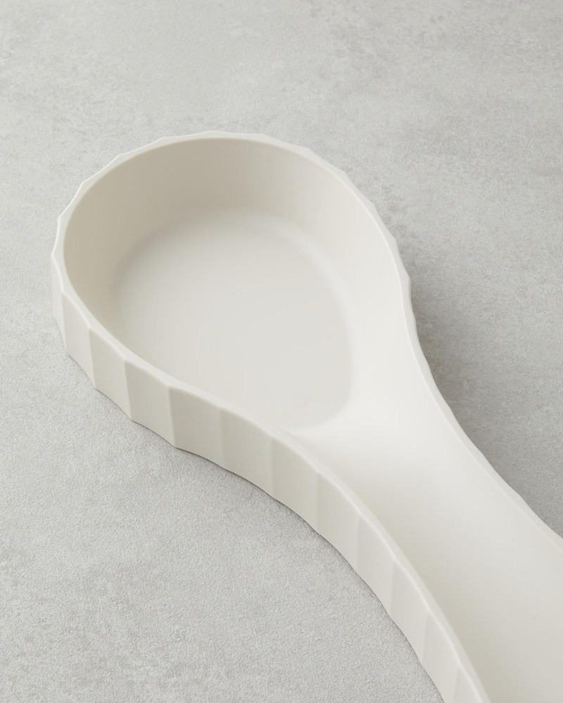 Colessa Plastik Kaşıklık Mutfak Gereci 28 cm Krem