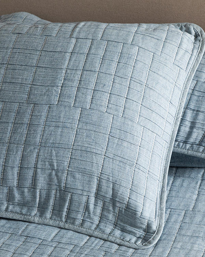 Cosy Rectangles Dolgulu Jakarlı Çift Kişilik Yatak Örtüsü Takımı Mavi