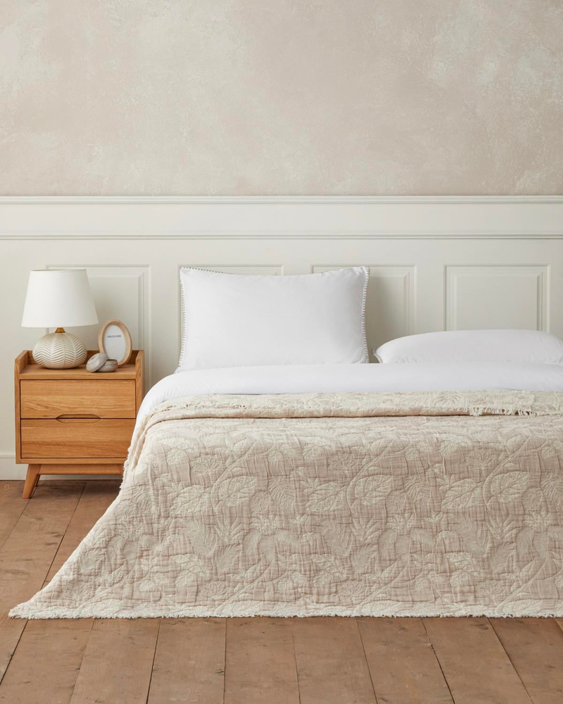 Eden Grace Çift Kişilik Yatak Örtülü Nevresim Takımı 200x220 cm Bej