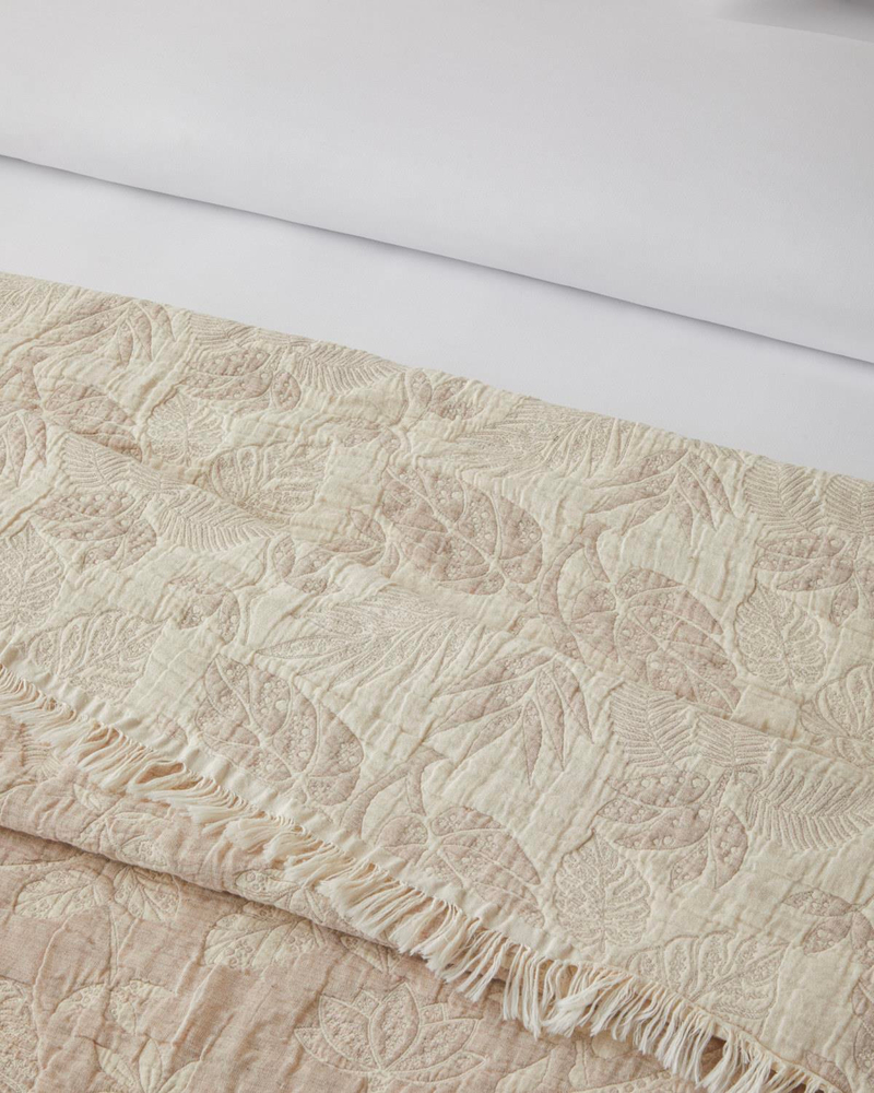 Eden Grace Çift Kişilik Yatak Örtülü Nevresim Takımı 200x220 cm Bej