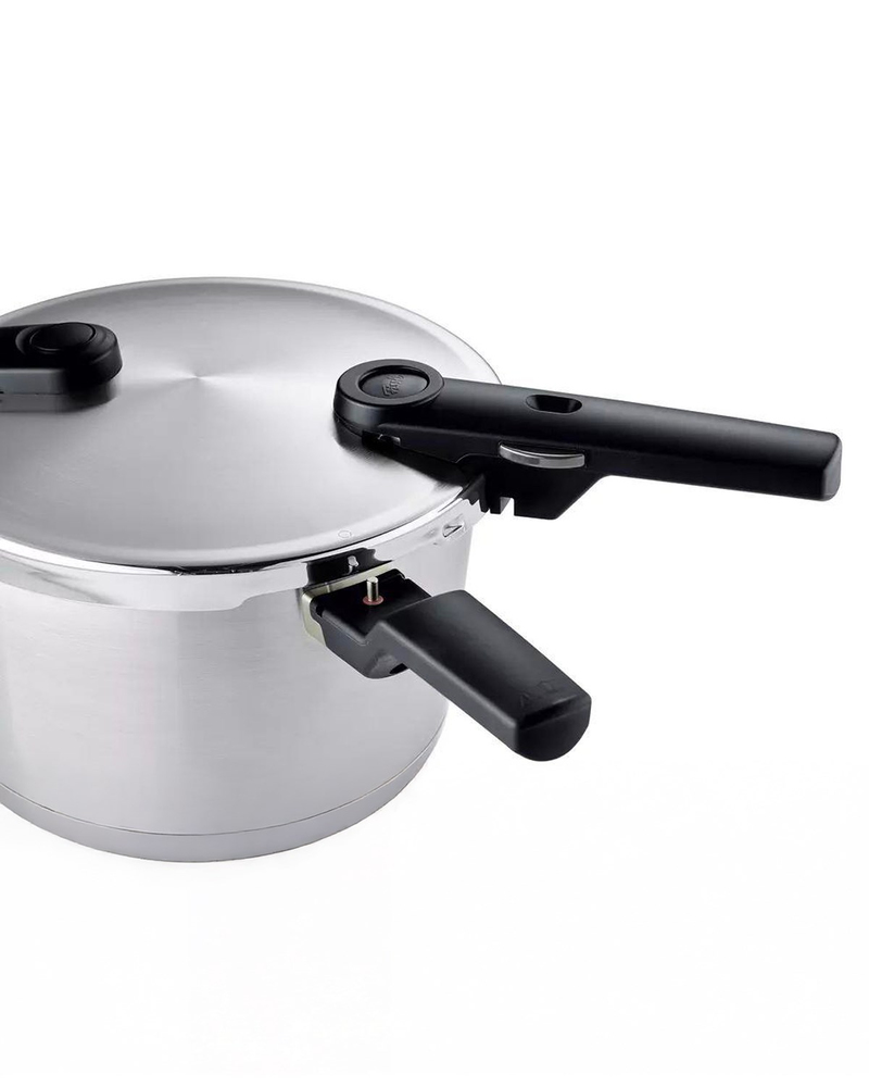 Fissler Vitaquick Glossy Düdüklü Tencere 6L Siyah