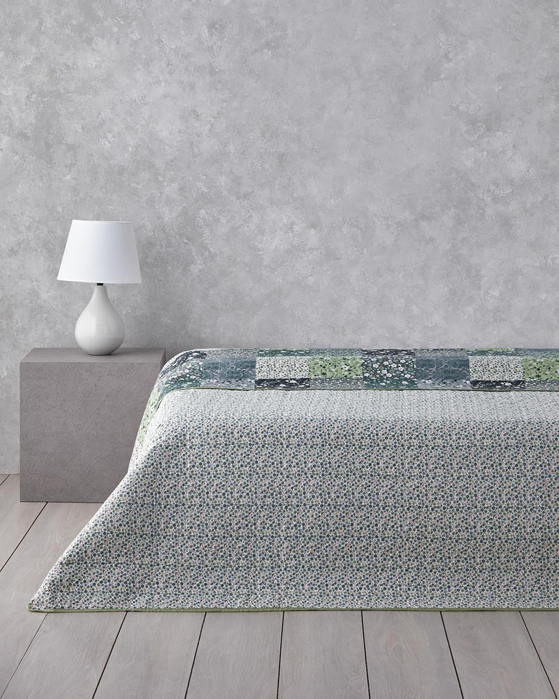 Flower Patchwork Çift Kişilik Çok Amaçlı Örtü Yeşil