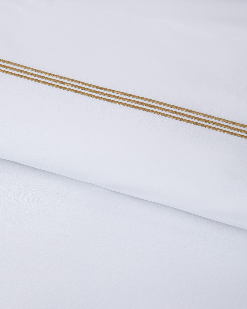 Modern Frame Nakışlı Perkal Super King Nevresim Takımı 260x220 cm Gold