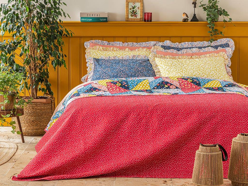 Patchy Florets Patchwork Çift Kişilik Çok Amaçlı Örtü Kırmızı